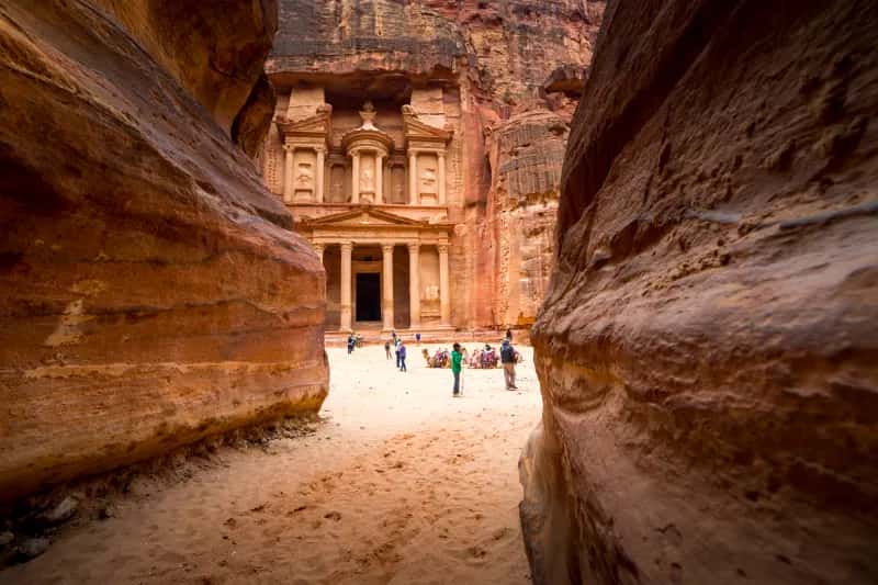 tourImage